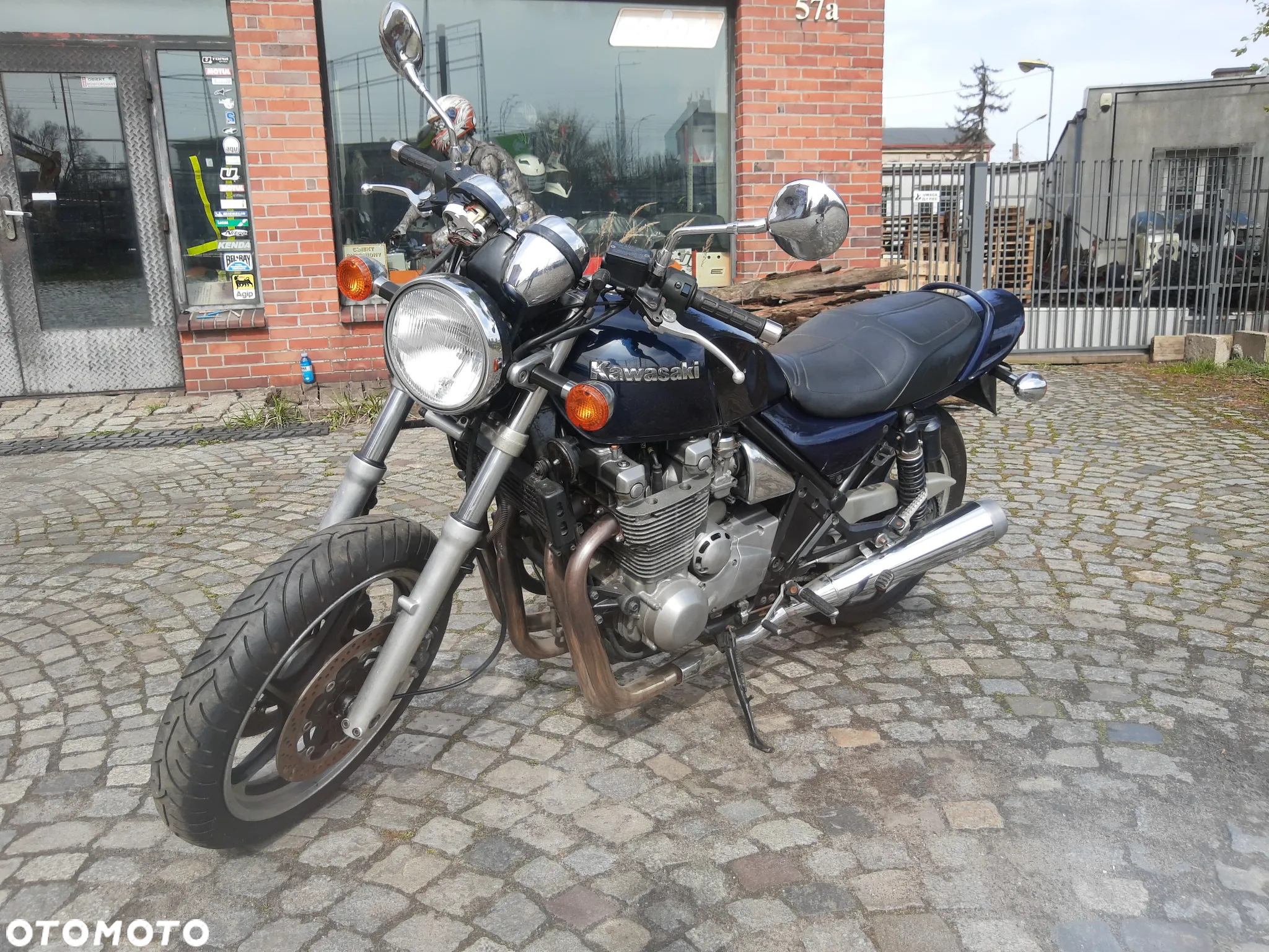 Kawasaki Zephyr - 10