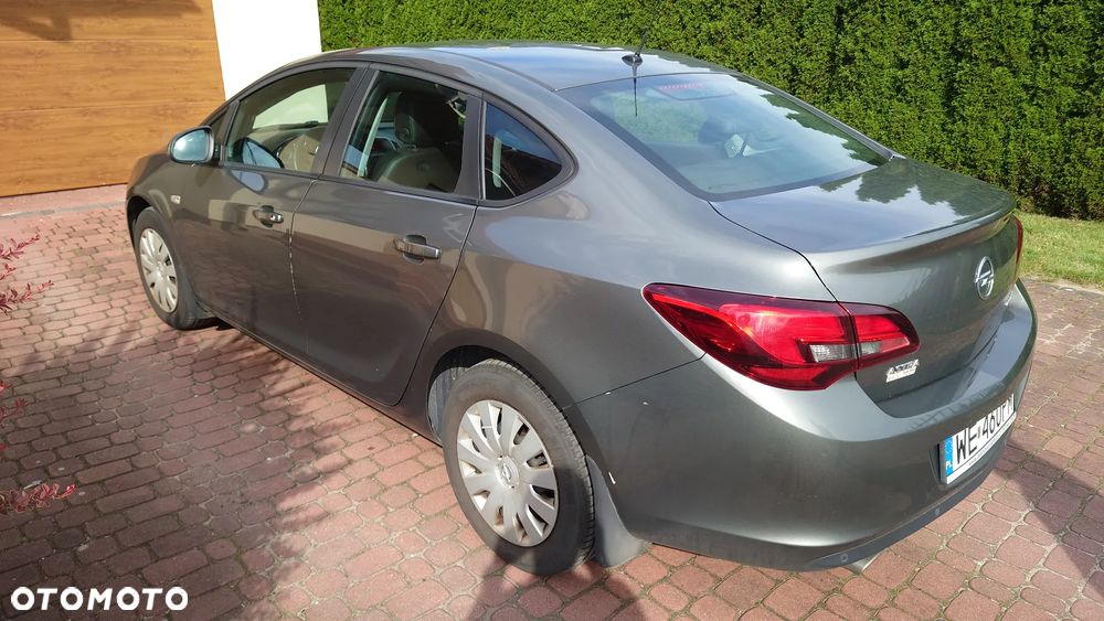 Opel Astra 1.4 T Active EU6 - 10