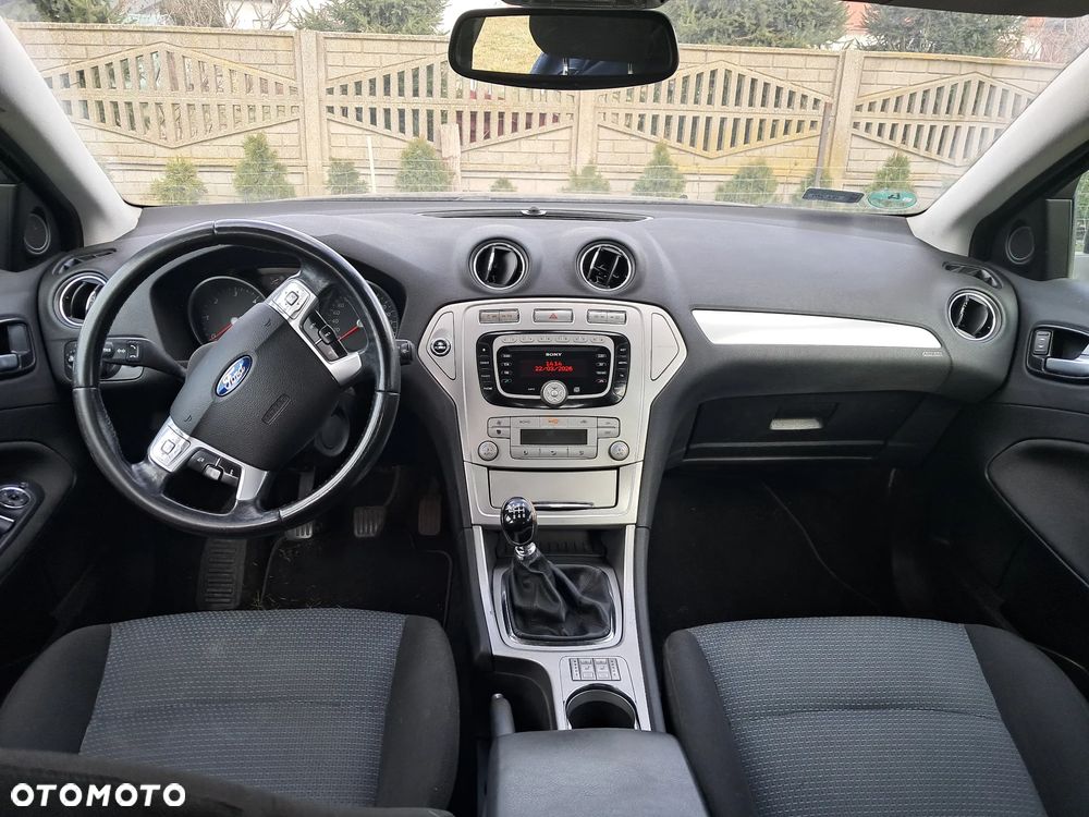 Ford Mondeo 2.0 TDCi Silver X - 8