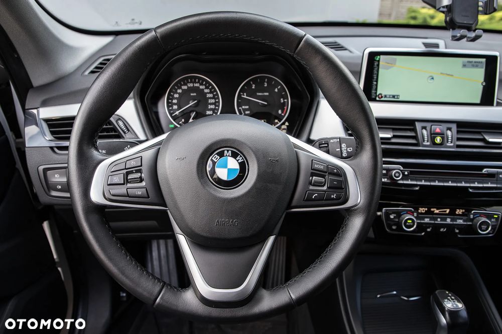 BMW X1 sDrive18d - 17