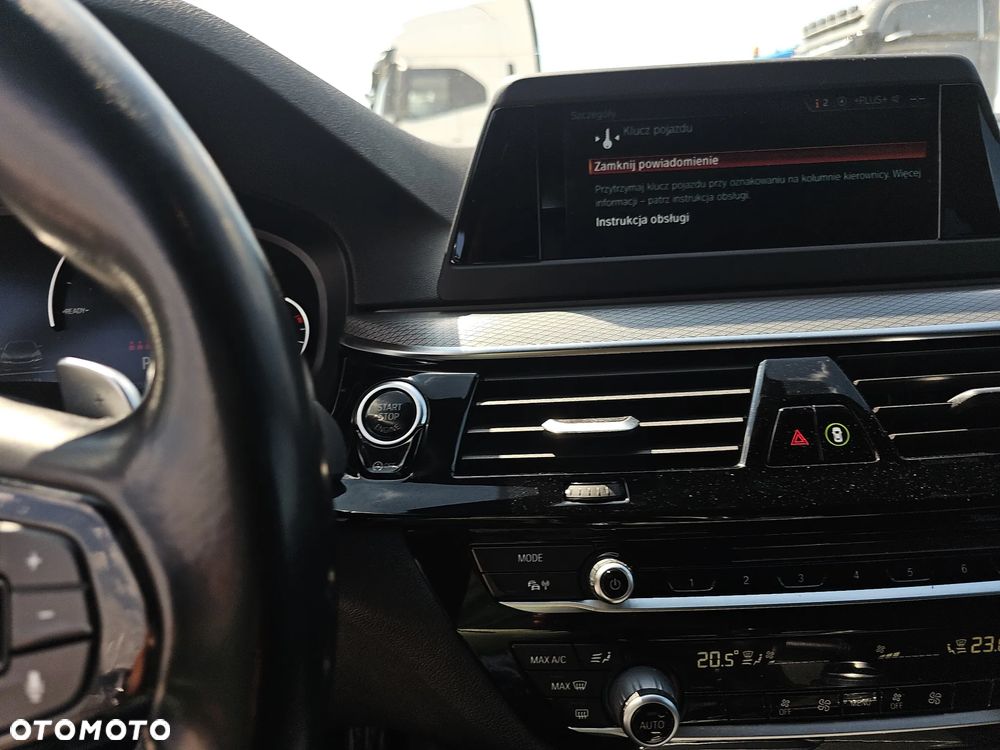 BMW Seria 5 520d xDrive M Sport sport - 14