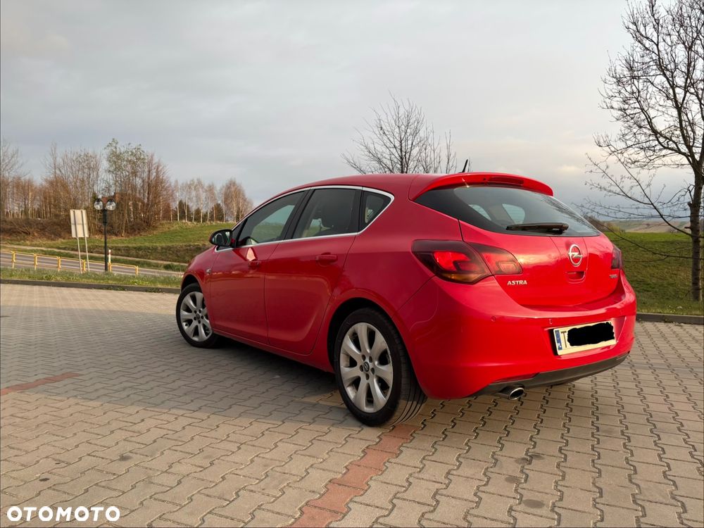 Opel Astra 1.4 Turbo Cosmo - 5