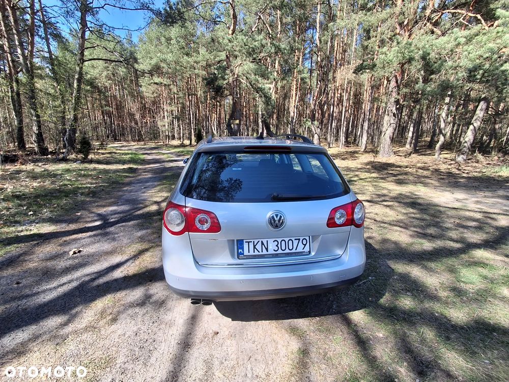 Volkswagen Passat 2.0 TDI 4Motion Comfortline - 3