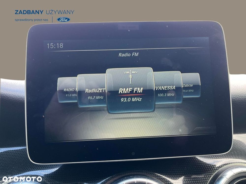 Mercedes-Benz CLA 180 7G-DCT UrbanStyle Edition - 16