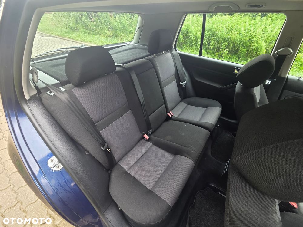 Volkswagen Golf - 12