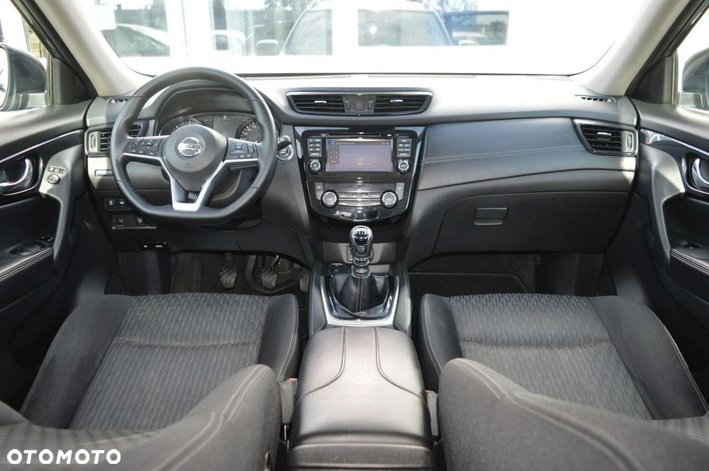 Nissan X-Trail - 2