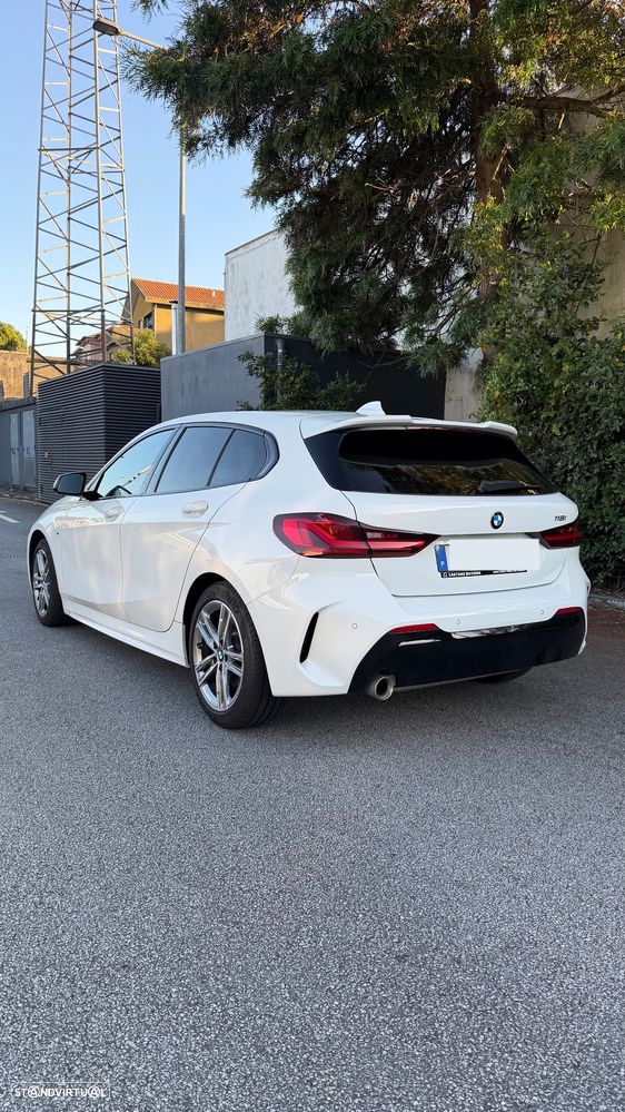 BMW 118 i Pack Desportivo M Auto - 3