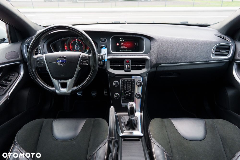 Volvo V40 D4 RDesign - 25