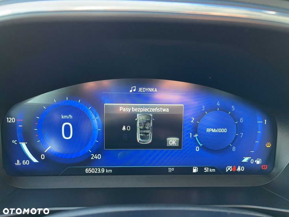 Ford Focus 1.0 EcoBoost Titanium X - 24