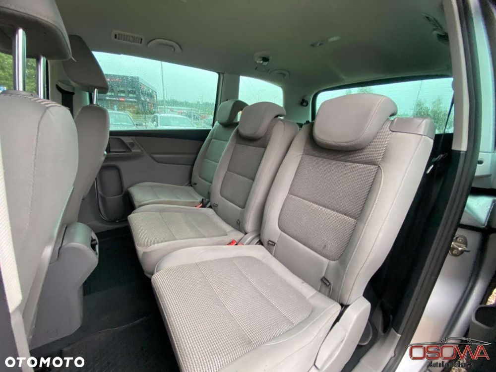 Volkswagen Sharan 2.0 TDI DPF BlueMotion Comfortline - 28