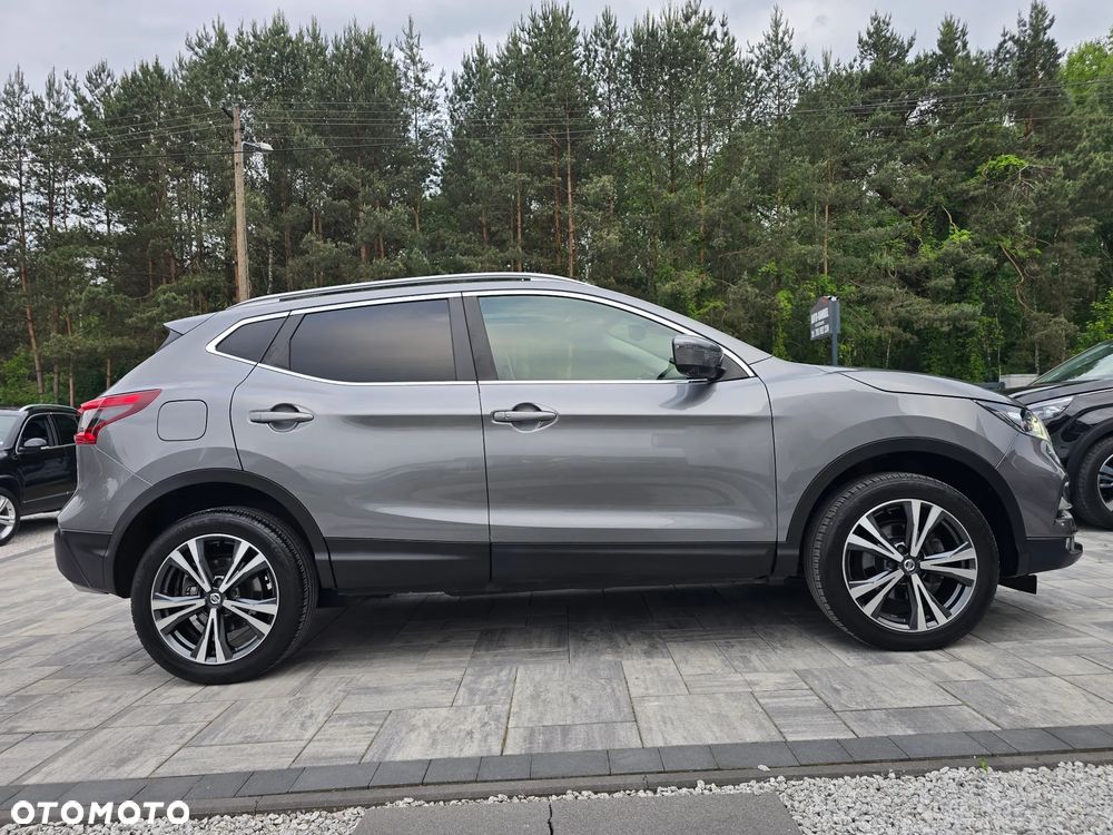 Nissan Qashqai 1.6 DIG-T N-Connecta - 17