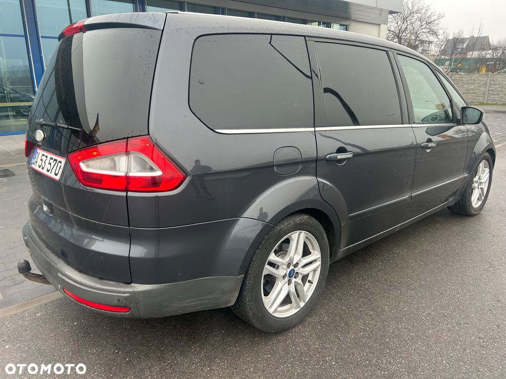 Ford Galaxy 2.3 Ambiente - 3