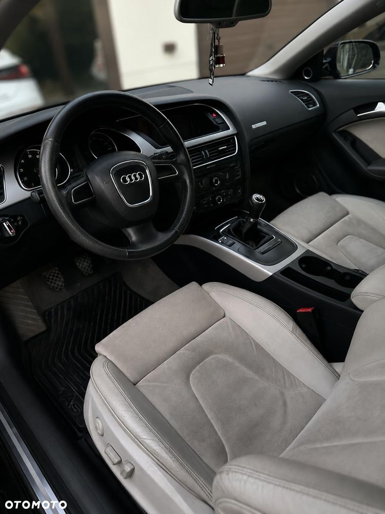 Audi A5 Coupé 2.0 TFSI Quattro - 9