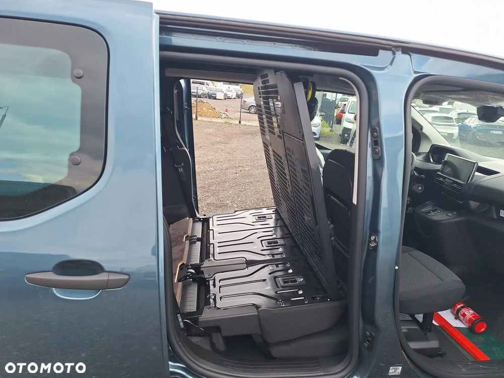 Peugeot Partner załogowy - 13