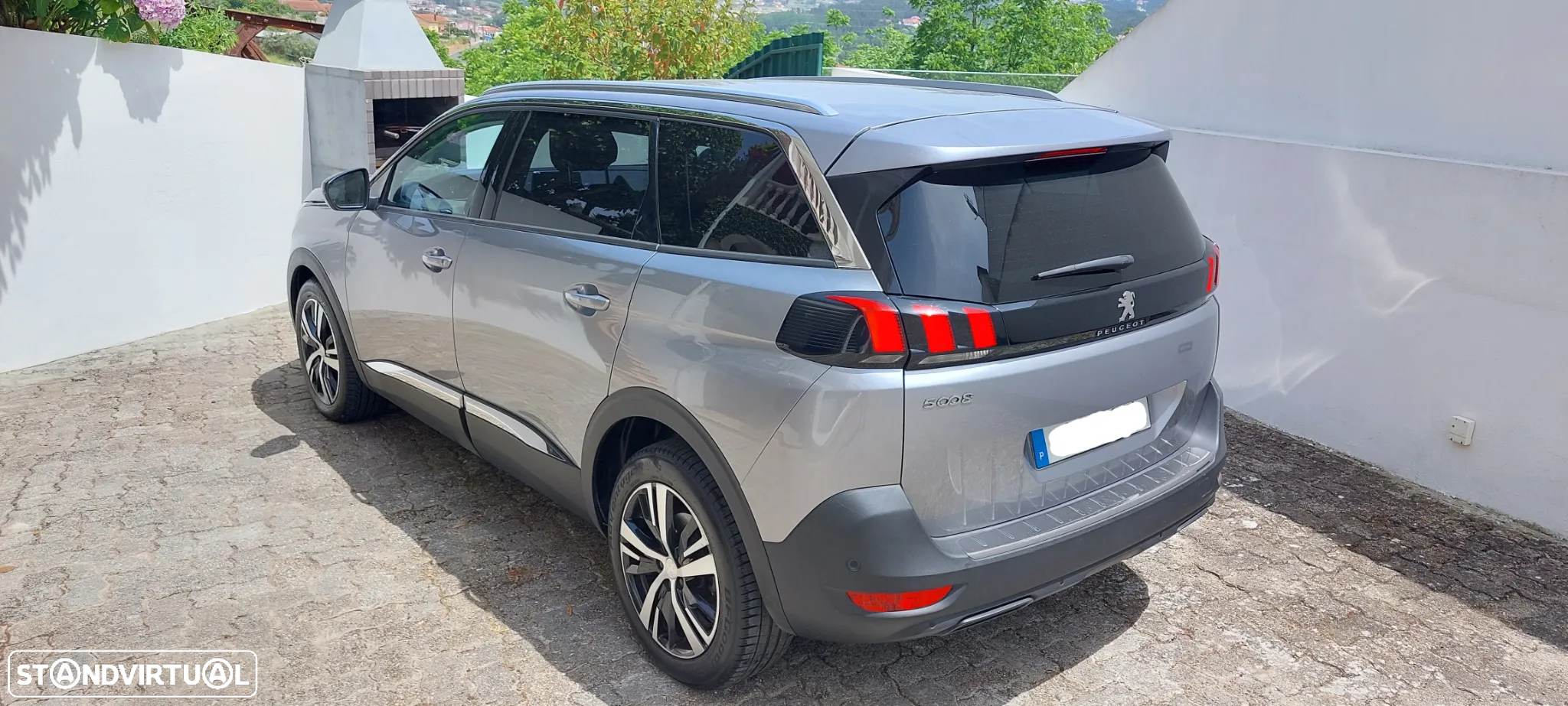 Peugeot 5008 1.5 BlueHDi Allure EAT8 - 8