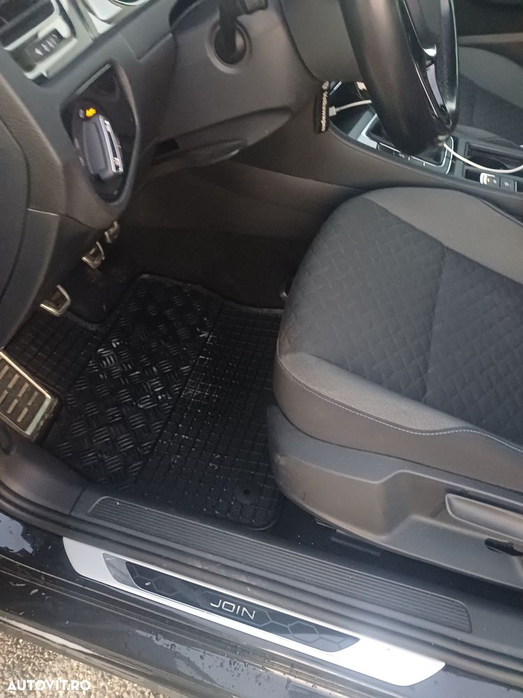 Volkswagen Golf 1.6 TDI (BlueMotion Technology) Comfortline - 15