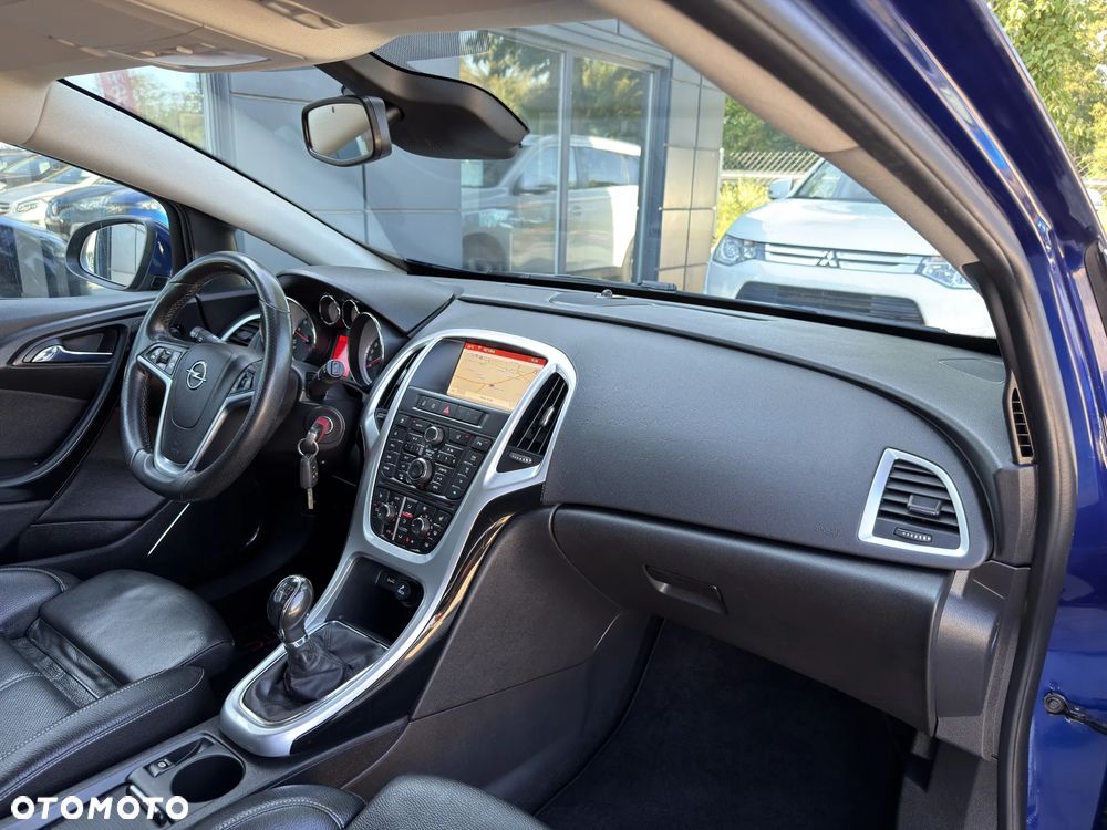 Opel Astra 1.4 T Sport - 8
