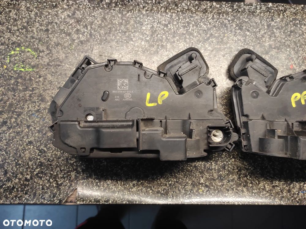 ZAMEK DRZWI LEWY PRAWY PRZEDNI 5TB837015A 5TB837016A VW PASSAT B8 GOLF 7 SKODA OCTAVIA 3 RAPID FABIA 3 KAROQ KODIAQ SPRAWNY WYSYŁKA !!!!! - 2