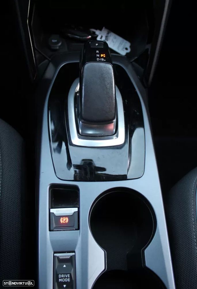 Peugeot e-2008 50 kWh Allure - 18