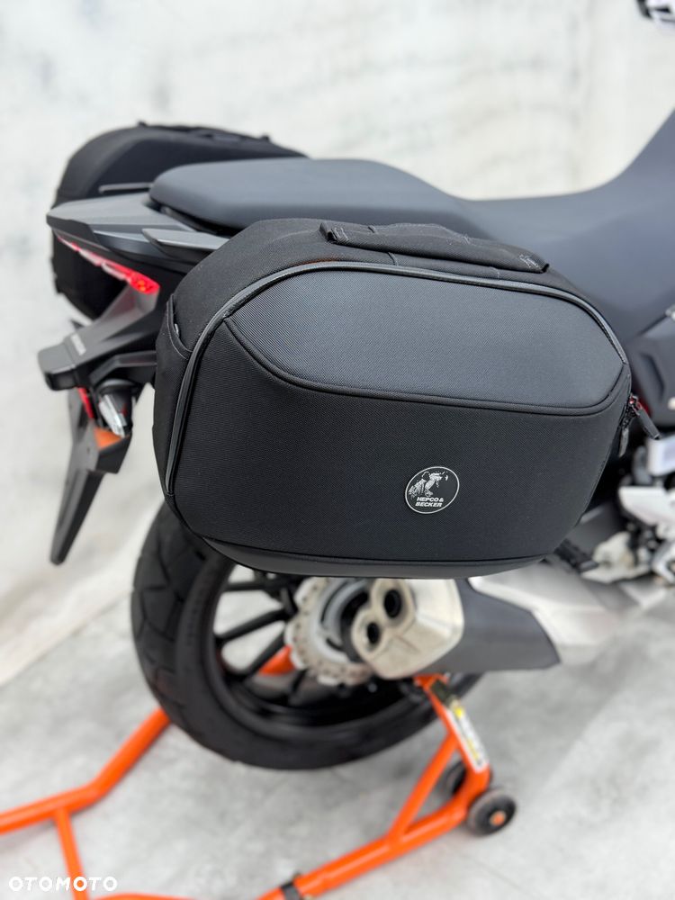 Honda CB - 17