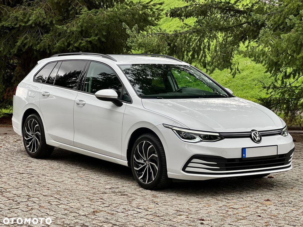 Volkswagen Golf 1.5 eTSI Life DSG - 11
