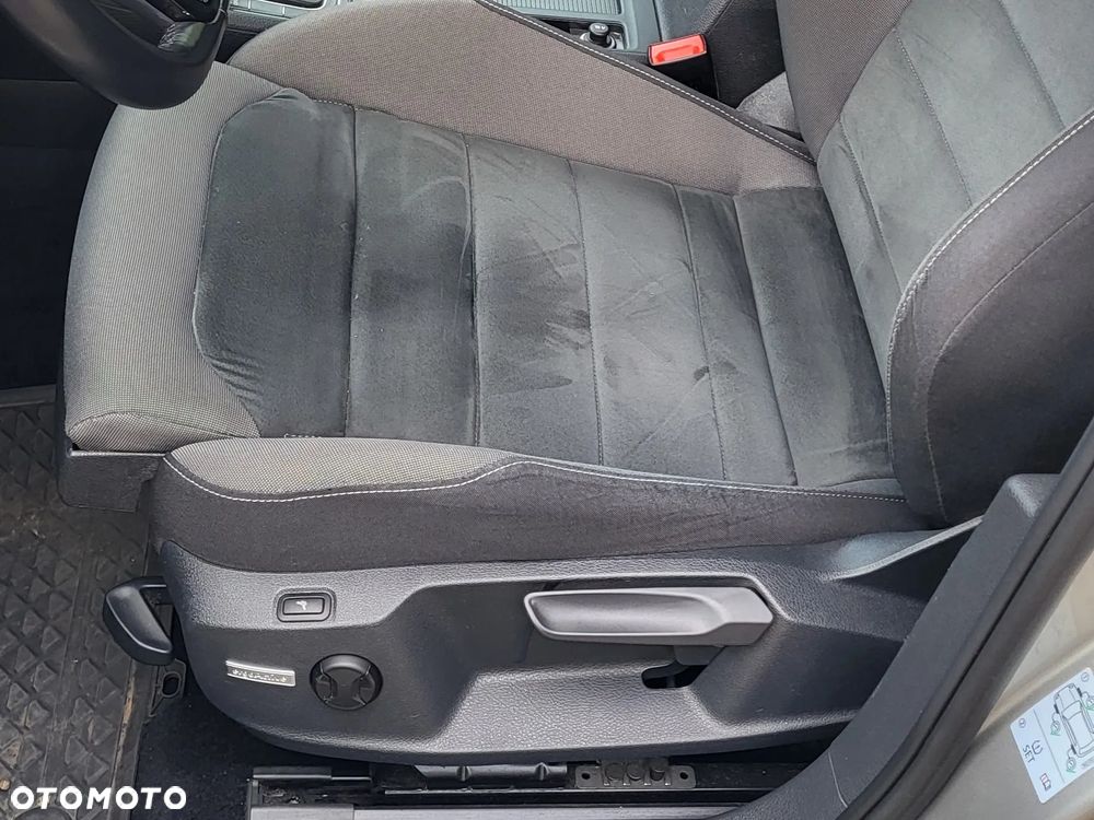 Volkswagen Golf VII 1.5 TSI BMT Comfortline - 23