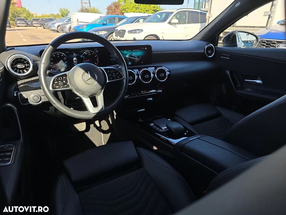 Mercedes-Benz A - 27