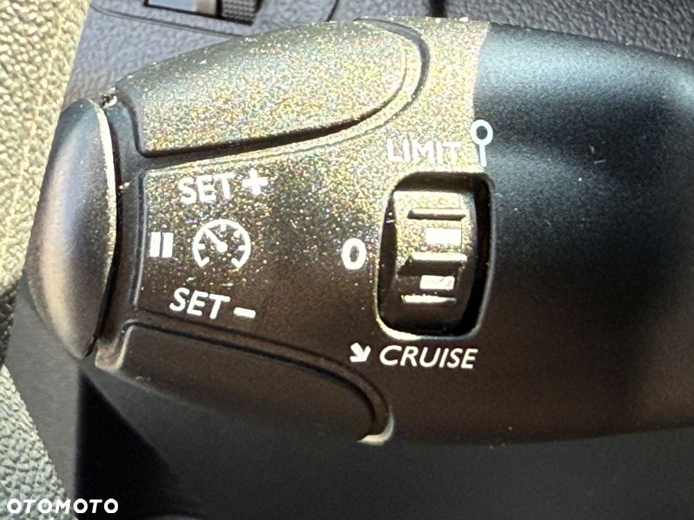 Peugeot PARTNER/Klima/PDC przód i tył/Nawigacja/Tempomat/Sensor świateł/Regał/ 230V gniazdko/import niemcy - 31