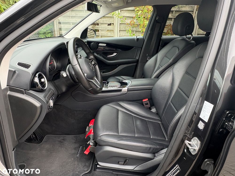 Mercedes-Benz GLC 200 d Business Edition - 14
