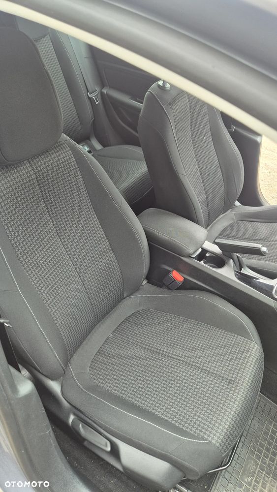 Peugeot 308 1.2 PureTech Active S&S - 19