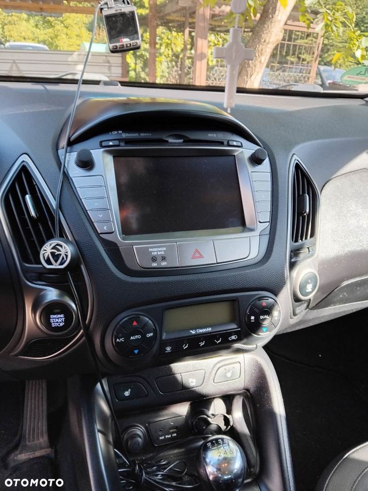 Hyundai ix35 1.7 CRDi 2WD Fifa World Cup Edition - 12