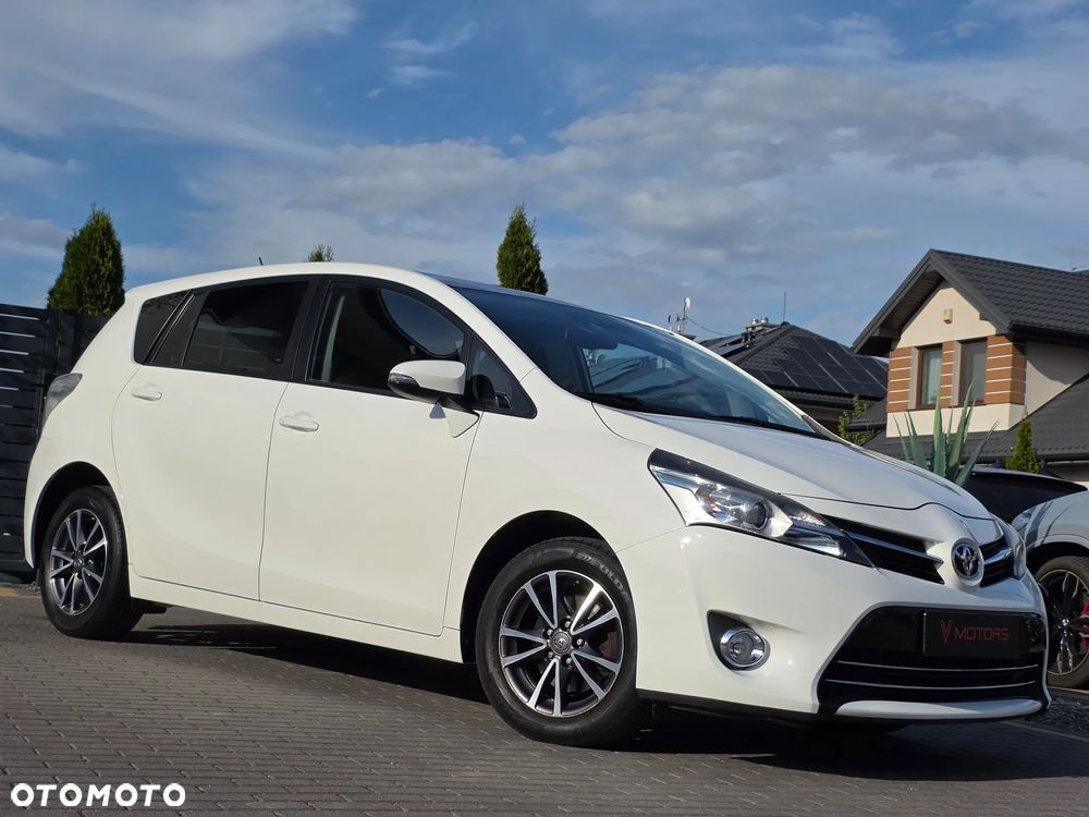 Toyota Verso 1.6 D-4D Premium - 28