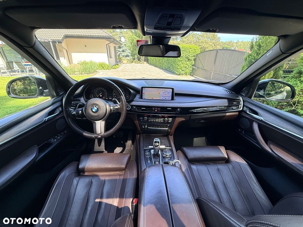 BMW X5 xDrive50i - 25