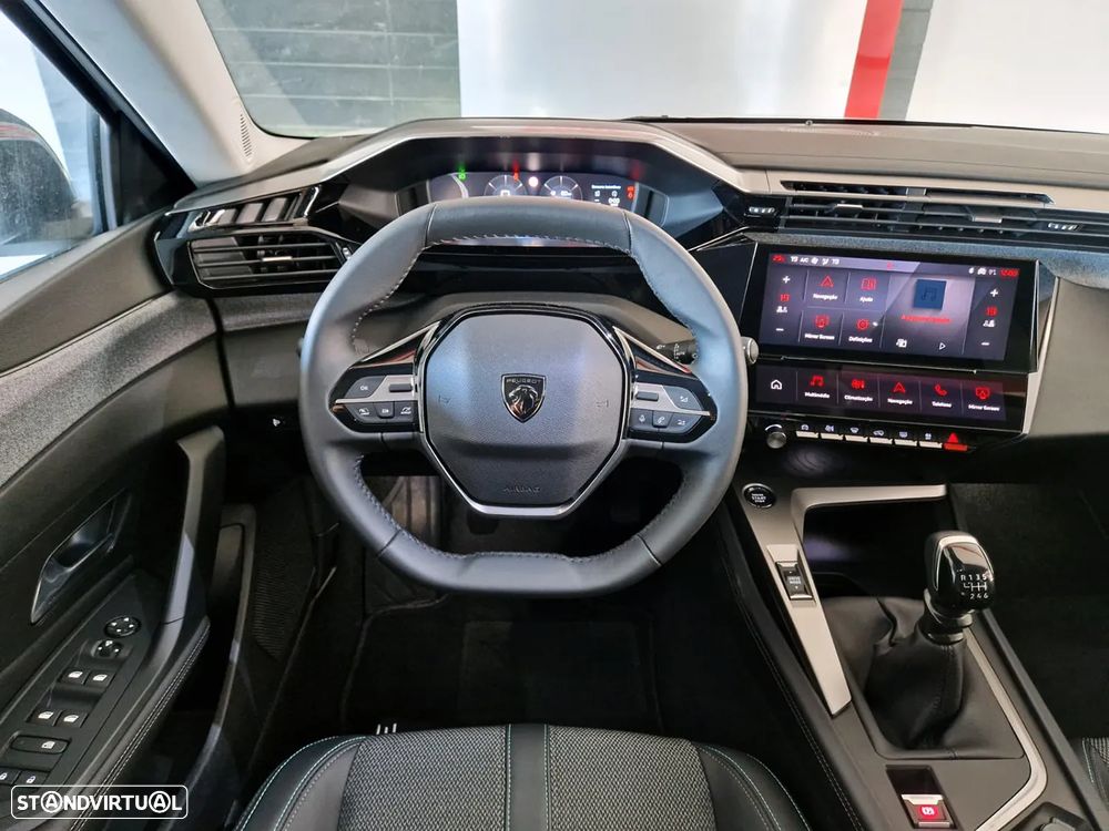 Peugeot 308 1.2 PureTech Allure - 17