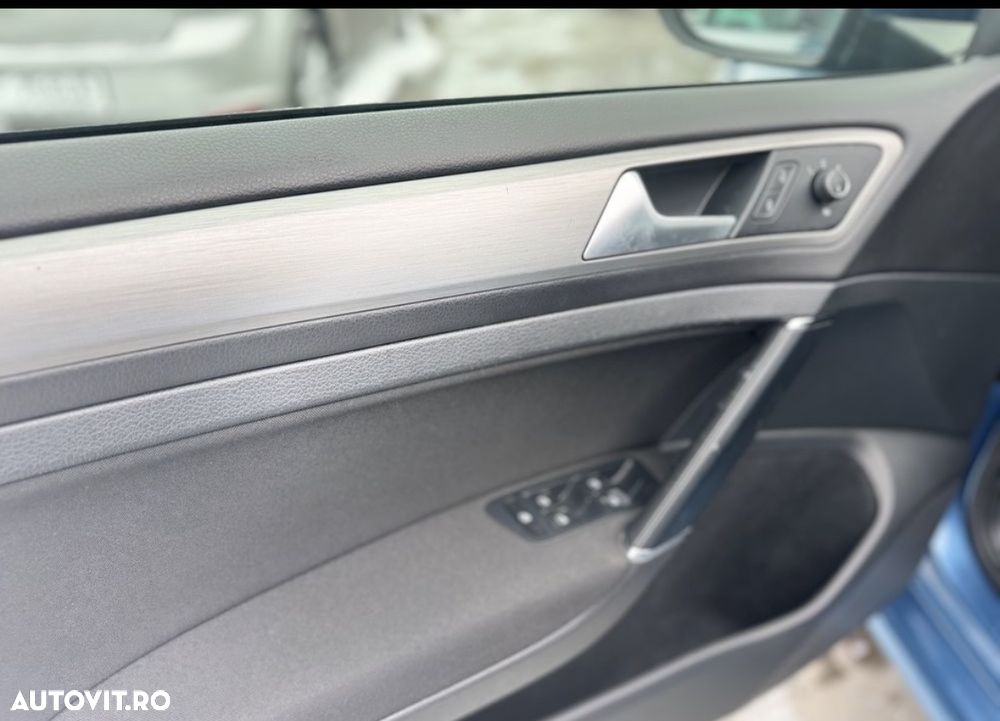 Volkswagen Golf 1.4 TSI BlueMotion Technology Cup - 10