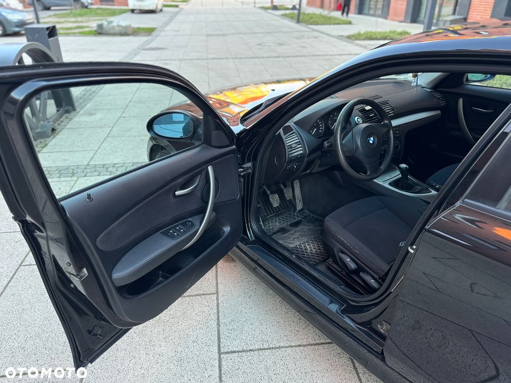 BMW Seria 1 118d - 9