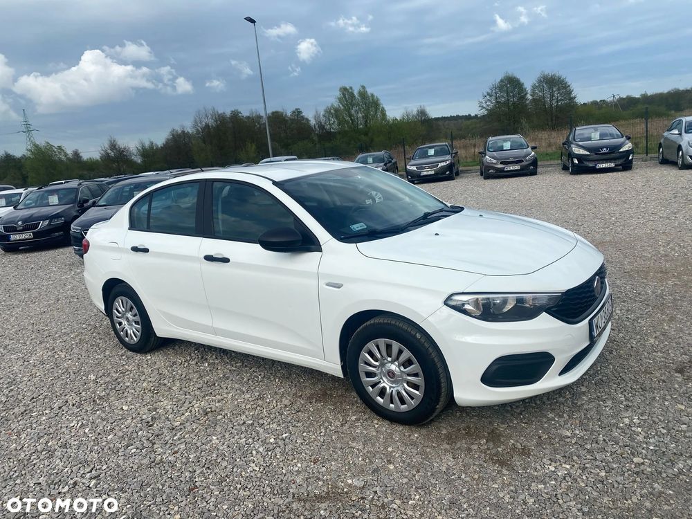 Fiat Tipo 1.4 16v Easy EU6d - 10