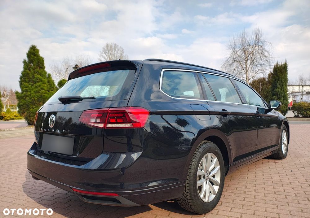 Volkswagen Passat 2.0 TDI EVO Business DSG - 27