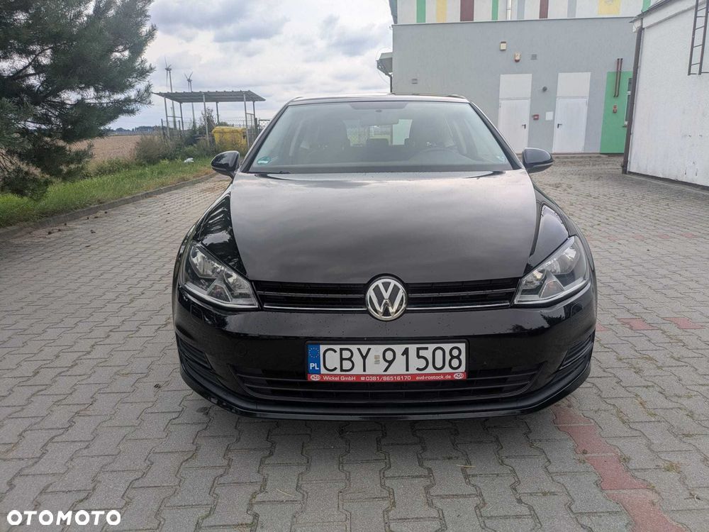 Volkswagen Golf - 2
