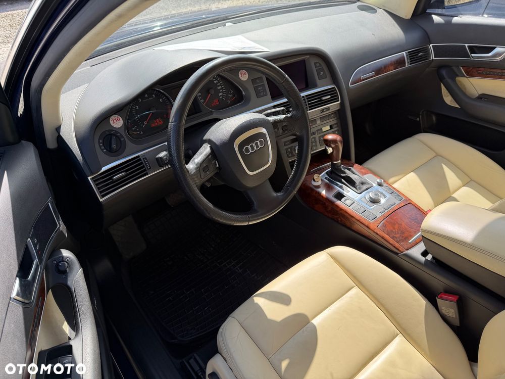 Audi A6 Avant 4.2 quattro tiptronic - 34