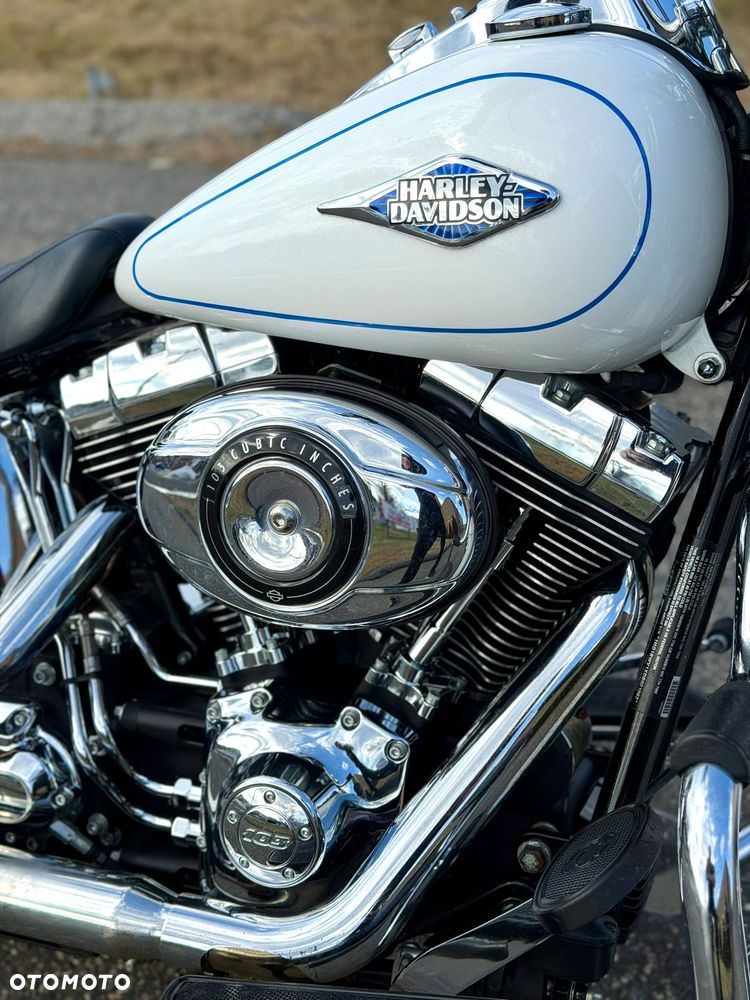Harley-Davidson Softail Heritage Classic - 15