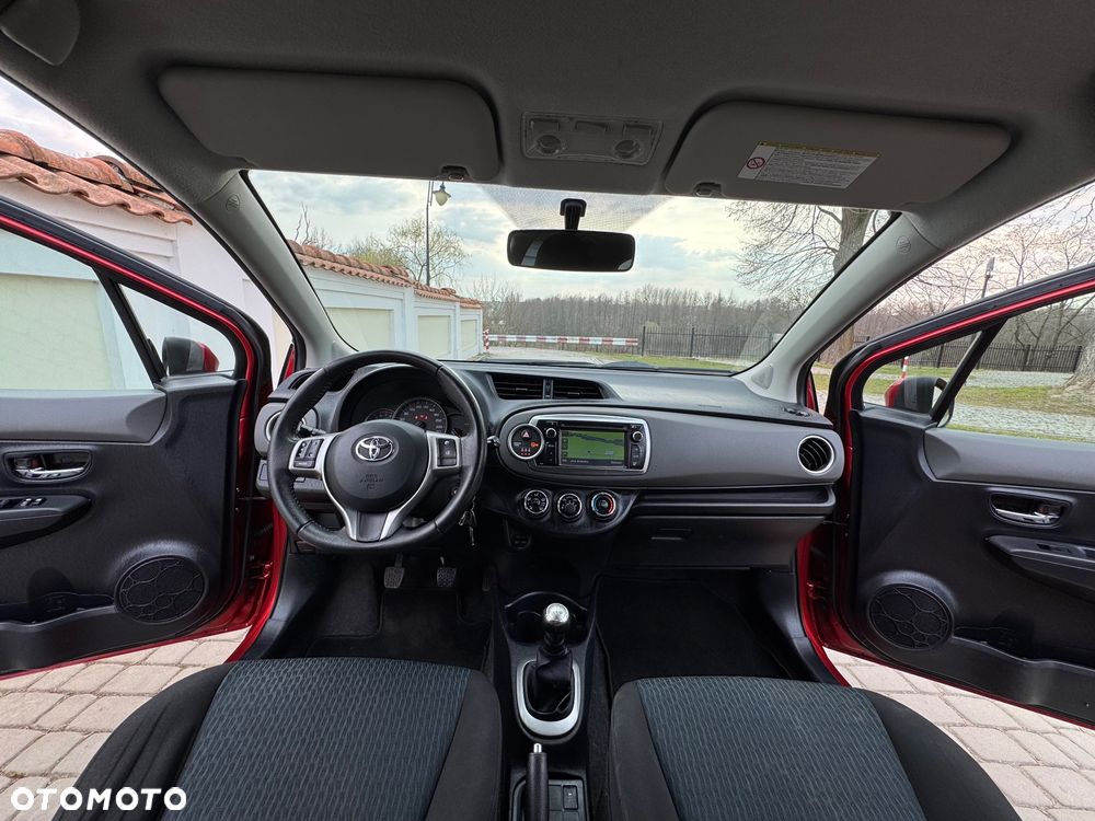 Toyota Yaris - 16