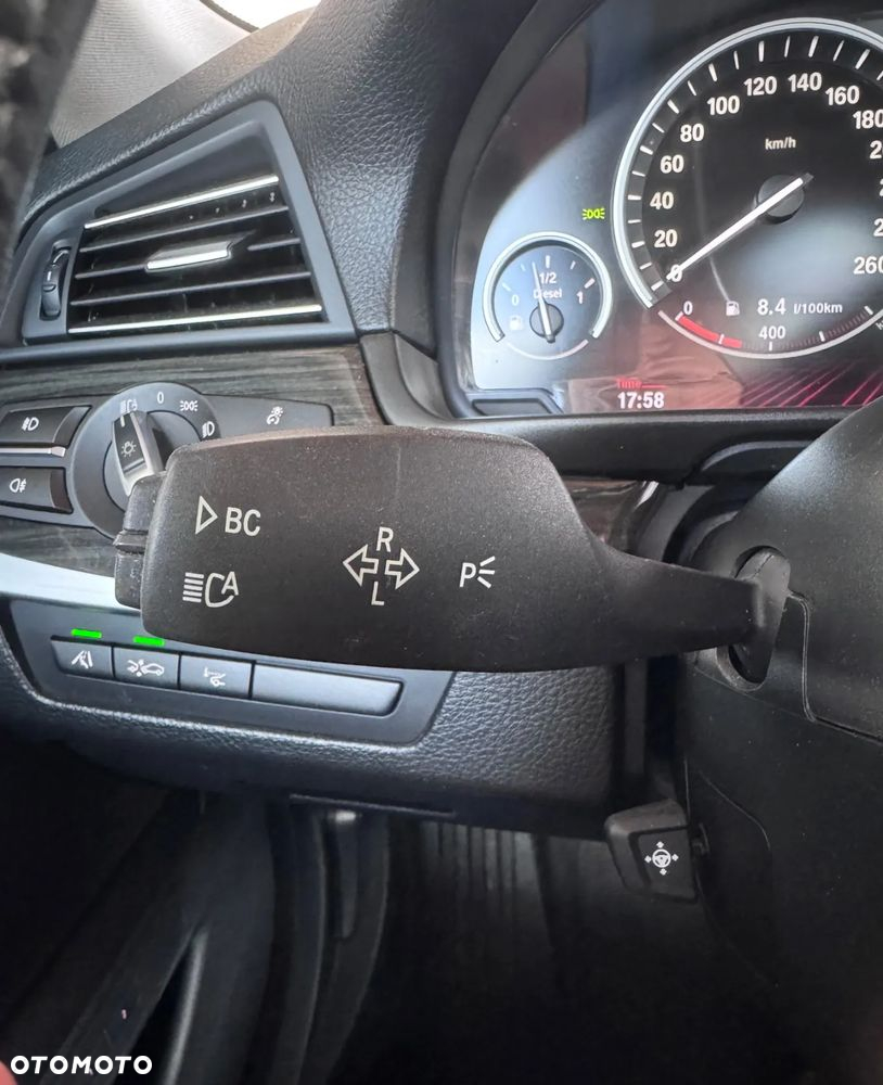 BMW Seria 5 525d xDrive Touring - 21