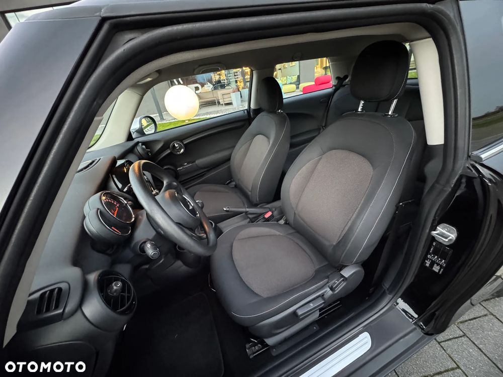 MINI ONE D Blackyard - 7