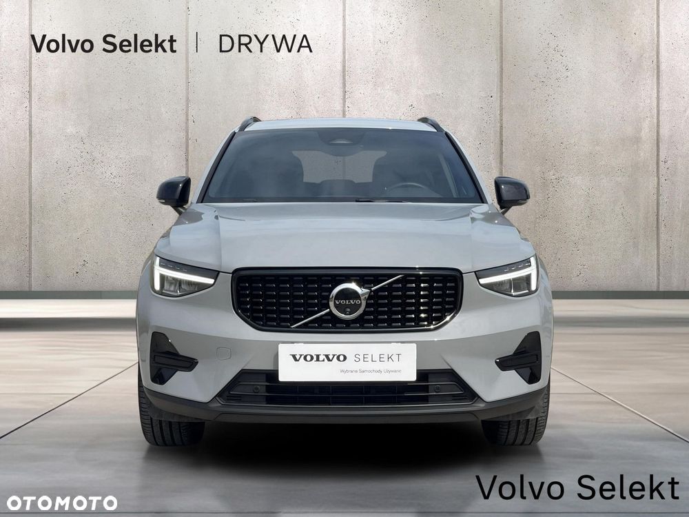 Volvo XC 40 B3 Plus Dark - 10