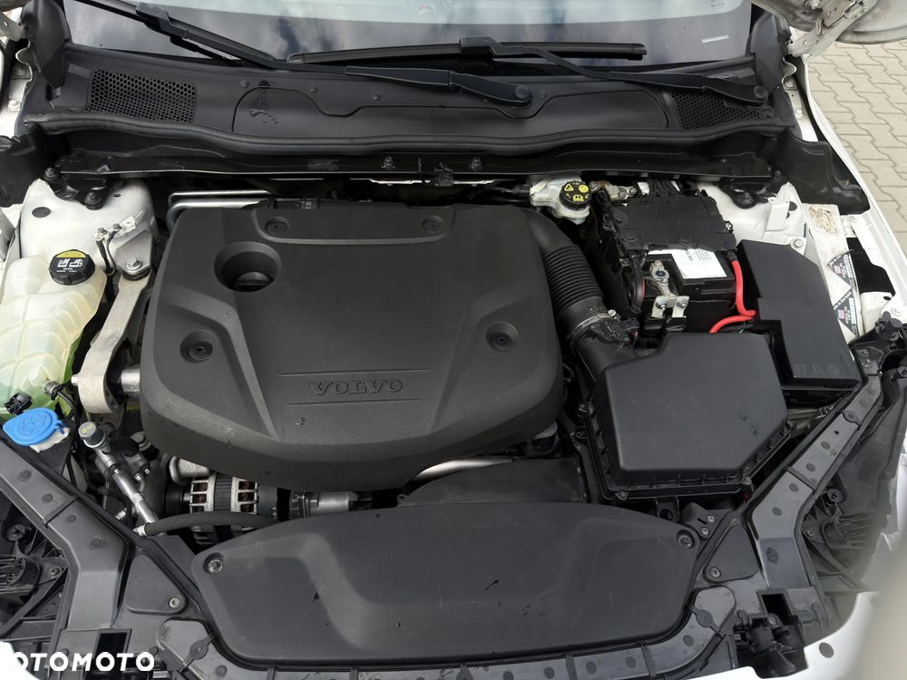 Volvo V40 Cross Country D3 Summum - 28