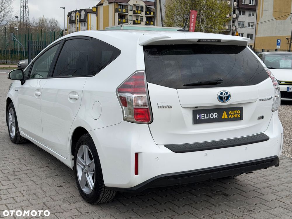 Toyota Prius+ - 10