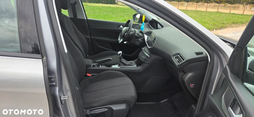 Peugeot 308 e-HDi FAP 115 Stop&Start Business Line Niveau 2 - 11