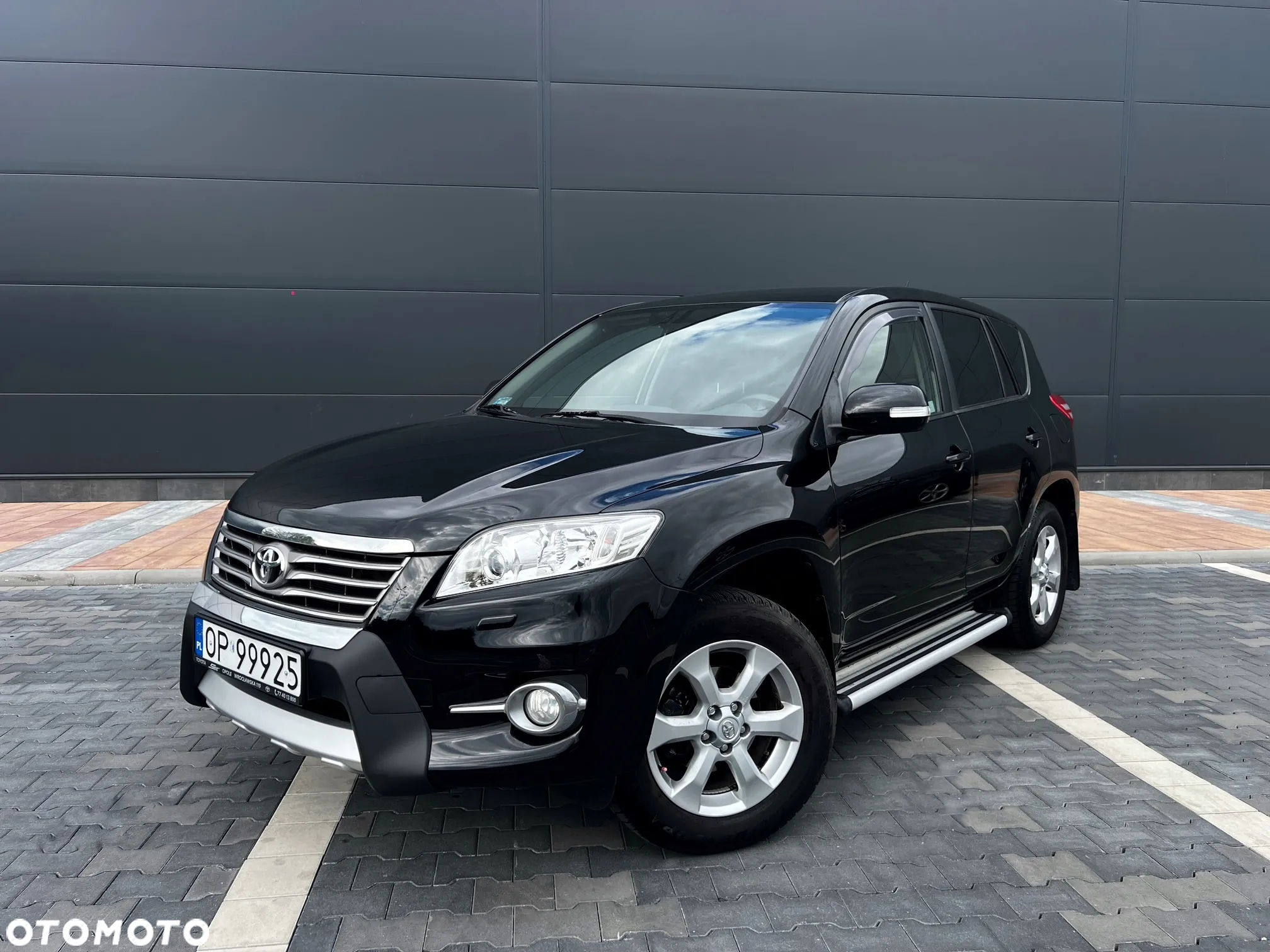 Toyota RAV4 - 2