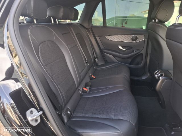 Mercedes-Benz GLC 300 de 4Matic 9G-TRONIC AMG Line - 45